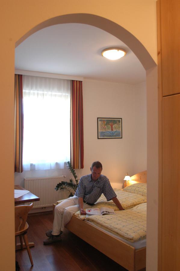 Weingut-Pension Stockingerhof デュルンシュタイン エクステリア 写真